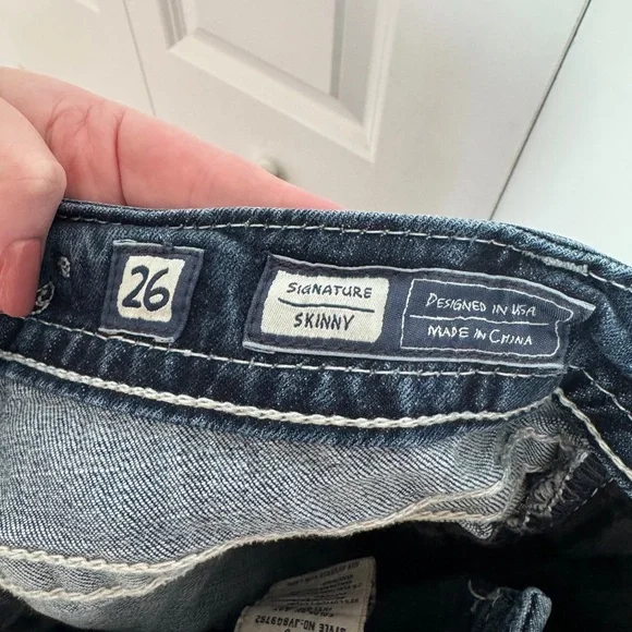 Miss Me Jeans Dark Blue Skinny with Fleur de Lis Embellishments - Picture 11 of 11